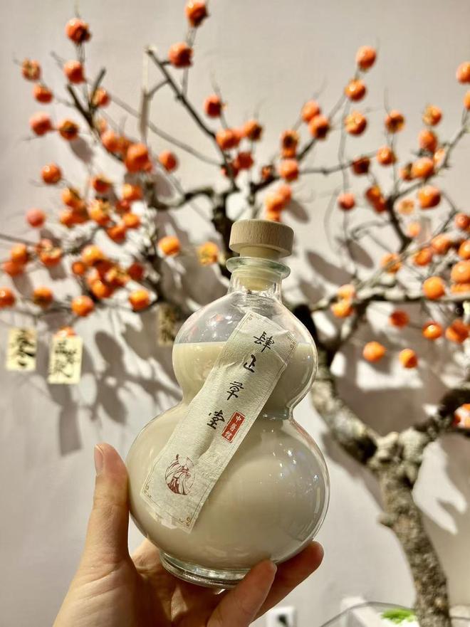 有店铺日销近百份滋补甜品“预计秋冬将卖出近万份”PG电子游戏麻将胡了秋冬“养生经济”升温！成都(图2)